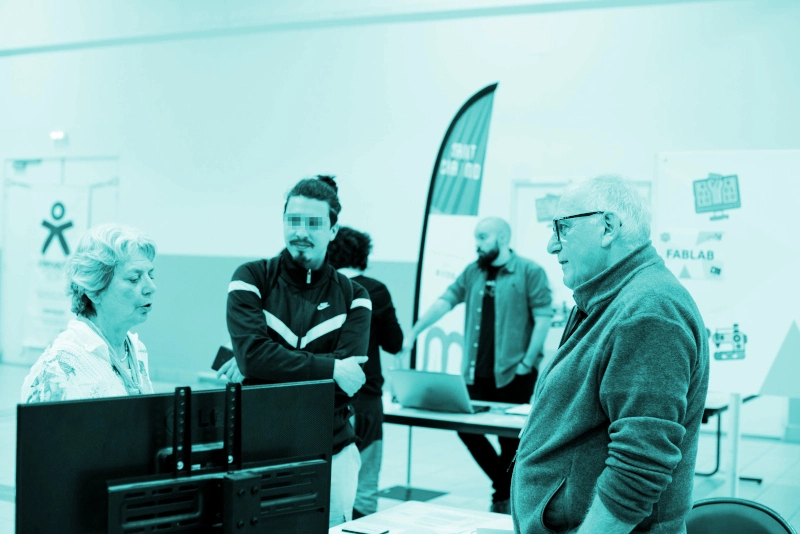 Photo benevoles Openfactory