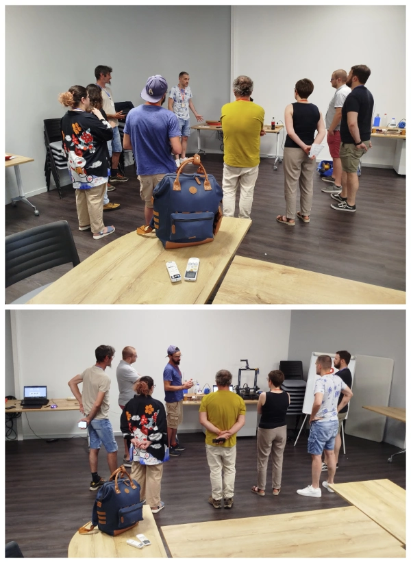 Montage de deux photos des participants à l'ExplorCamp, de dos, examinant les table projets du Cyber Espace de Rive de Gier et de la Ville de Saint-Étienne